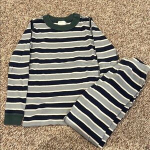 Hanna Andersson Striped Pajama Set in Navy and Gray